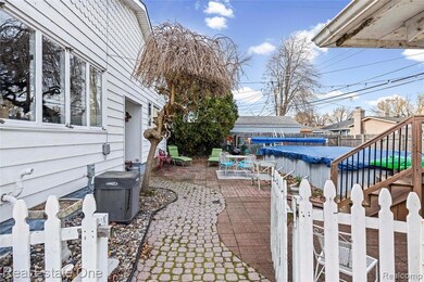 22915 E 13 Mile Rd Mile Rd, St. Clair Shores, MI 48082 - photo 6