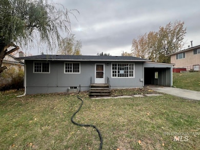 905 W Adams St, Garfield, WA 99130 - photo 2