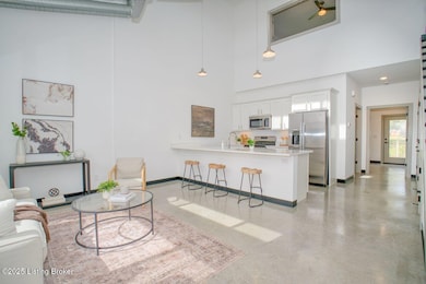 606 Burnett Farm Ln, Louisville, KY 40243 - photo 7