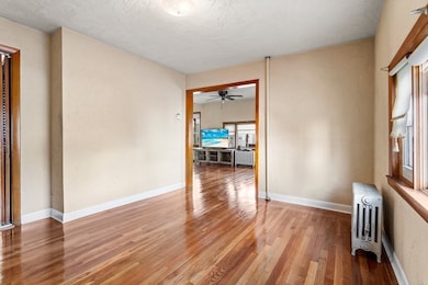 10 Monroe St, Malden, MA 02148 - photo 6