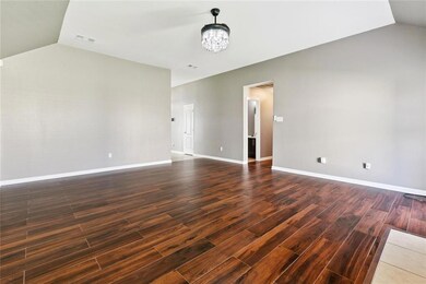 Living Room 4