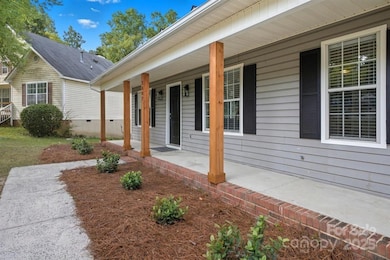 3807 Broomstraw Ct, Matthews, NC 28105 - photo 5