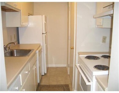 40 School St unit 6, Haverhill, MA 01830 - photo 5