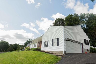 15 McDonald Ln, Rensselaer, NY 12144 - photo 3