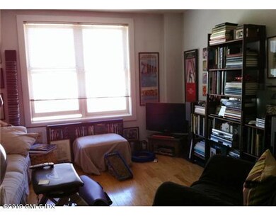 4 Lewis St unit 3rd Floor B, Greenwich, CT 06830 - photo 2