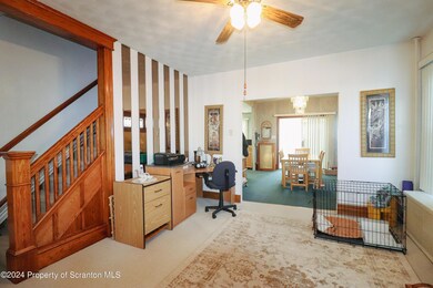 927 W Elm St, Scranton, PA 18504 - photo 5