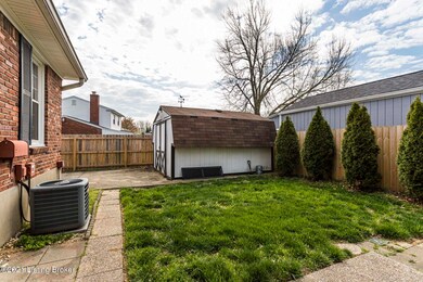 9200 Waltlee Rd, Louisville, KY 40291 - photo 7