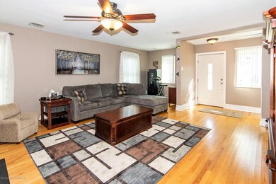 15 Sycamore Ave, North Middletown, NJ 07748 - photo 4