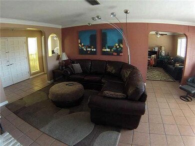 10602 Park View Cir, El Paso, TX 79935 - photo 6