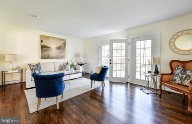 2002 Wakefield St, Alexandria, VA 22308 - photo 2