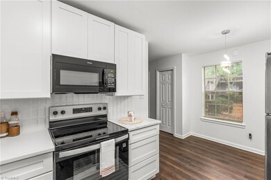 3824 Country Club Rd unit D, Winston Salem, NC 27104 - photo 5