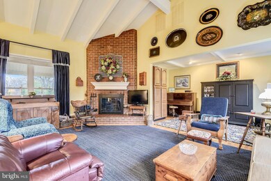 3916 Longmoor Cir, Phoenix, MD 21131 - photo 5