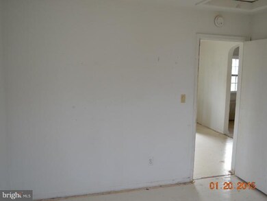 4922 Monroe St, Bladensburg, MD 20710 - photo 7