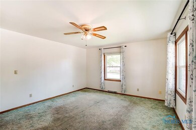 201 E 9th St, Genoa, OH 43430 - photo 5