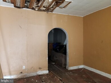 1808 Clifton Ave, Baltimore, MD 21217 - photo 4