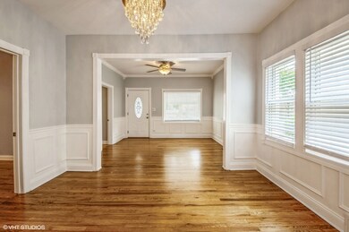 3104 N Luna Ave, Chicago, IL 60641 - photo 4