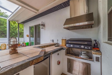 205 Bengal Cir, Oldsmar, FL 34677 - photo 7