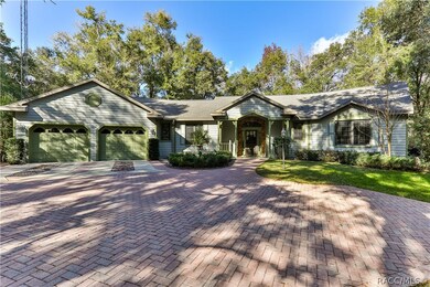 Front view w/brick pavers