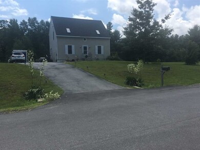 19 Roberts Rd, Litchfield, NH 03052 - photo 2