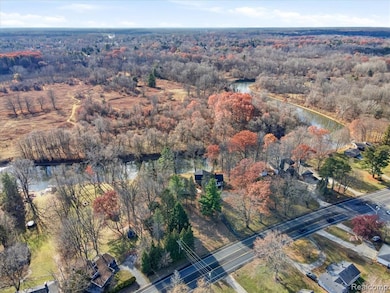 3971 N River Rd, Fort Gratiot, MI 48059 - photo 7