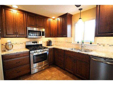 Kitchen. Practically brand new kitchen with granit