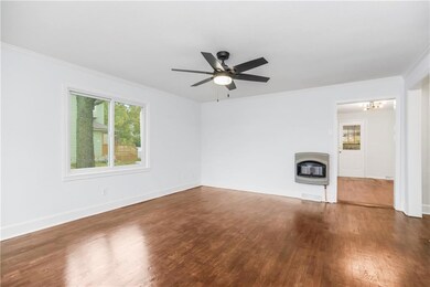 513 E Poplar St, Olathe, KS 66061 - photo 4