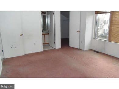 41 Pamela Ct unit 305, Levittown, PA 19057 - photo 5