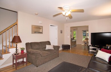 _RMJ1296 living room