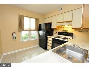 401A Ralston Dr unit 401, Mount Laurel, NJ 08054 - photo 3