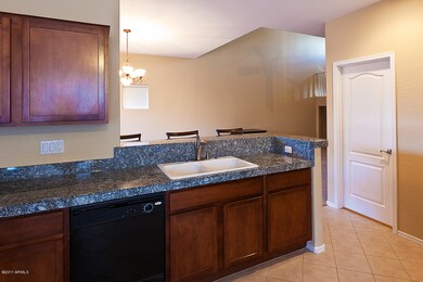 Open kitchen to greatroom area