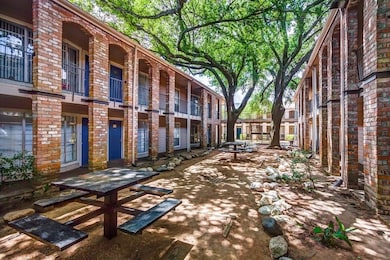 480 W Parker Rd unit 18, Houston, TX 77091 - photo 5