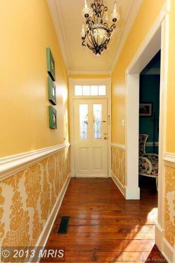 503 S Market St, Frederick, MD 21701 - photo 2