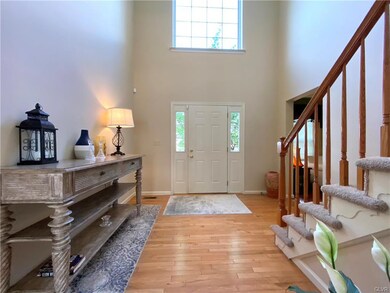 7080 Hearth Ln, Macungie, PA 18062 - photo 3