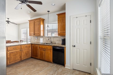 2034 Pointe South Dr, Zachary, LA 70791 - photo 5