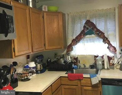 1202 Gondar Ave, Hyattsville, MD 20785 - photo 5