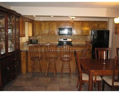 66 Claflin St, Fall River, MA 02723 - photo 5