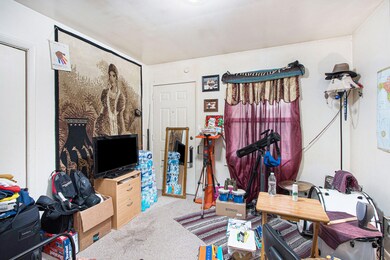 1304DouglasAve_1