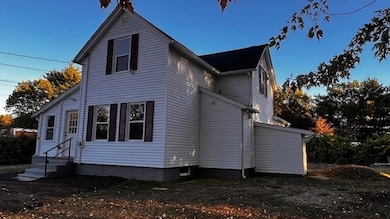 81 Mccarthy Ave, Chicopee, MA 01020 - photo 3