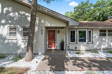 108 Post Oak Cir, Hurst, TX 76053 - photo 5