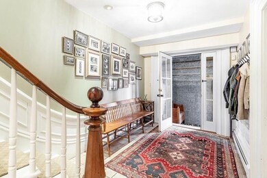 96 Pembroke St unit A, Boston, MA 02118 - photo 4