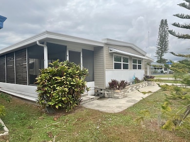 1022 Royal Palm Dr, Ellenton, FL 34222 - photo 7