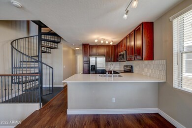 935 W Aspen Way-13
