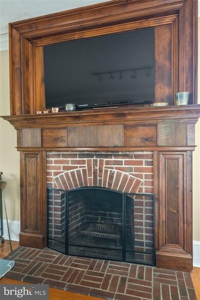 111 E Locust Ln, Kennett Square, PA 19348 - photo 7