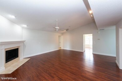 04_398FLEMINGAVE_2008_LowRes
