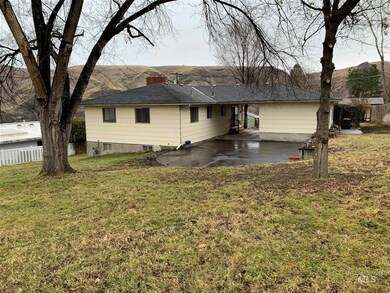 326 Jefferson St, Asotin, WA 99402 - photo 2