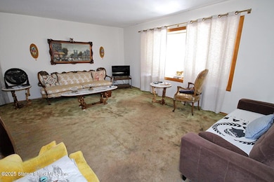 785 Hylan Blvd, Staten Island, NY 10305 - photo 4