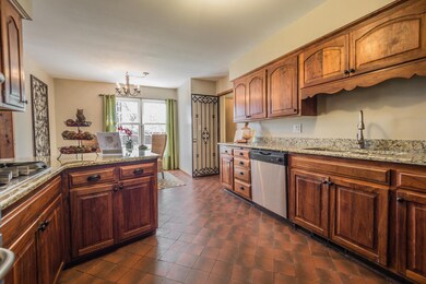 112 E Brandon Rd Columbia MO-large-009-3