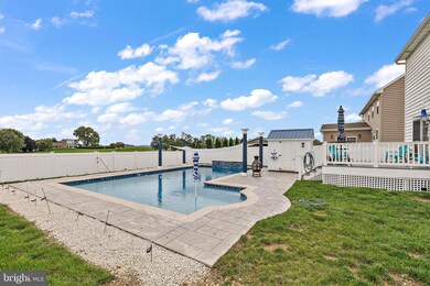 1084 Walnut St, Honey Brook, PA 19344 - photo 6