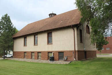 124 3rd Ave SE, Jamestown, ND 58401 - photo 4