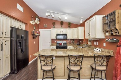 9412 E Posada Ave-large-010-20-Kitchen-1